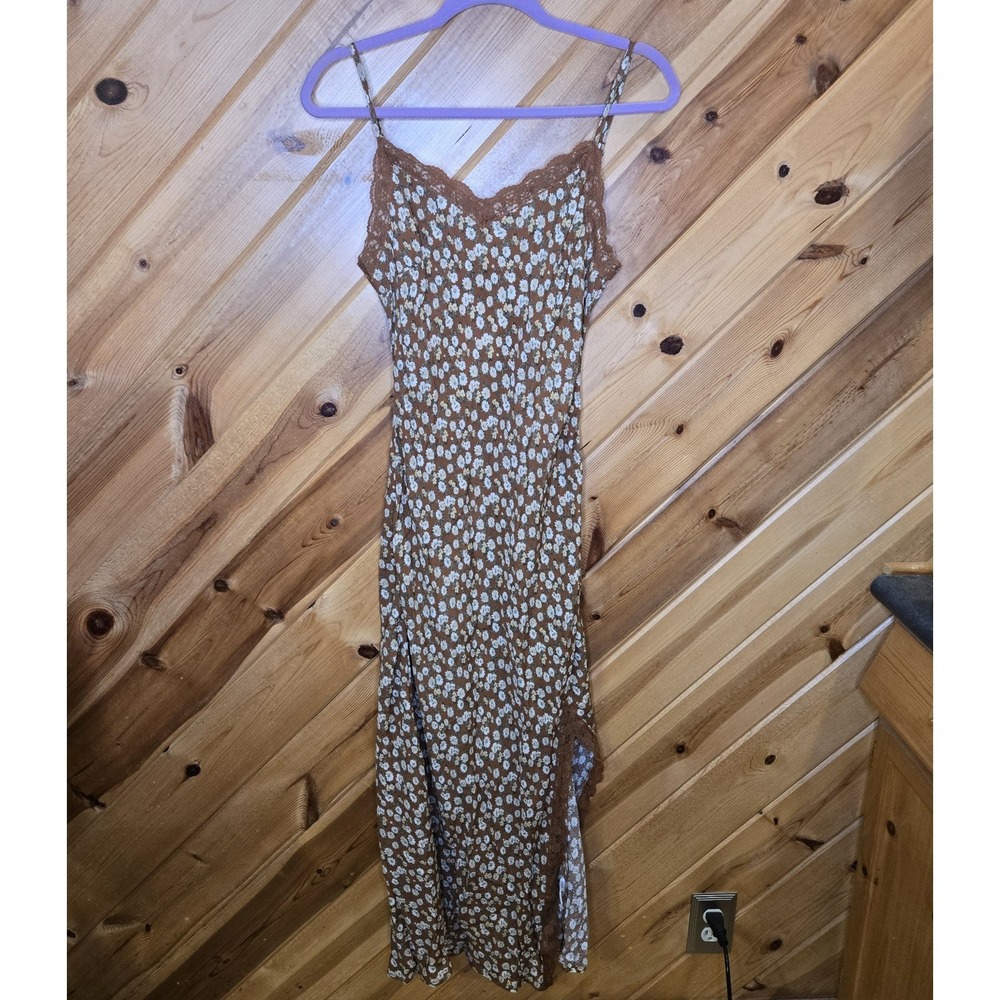 NEW Blu Pepper Brown Floral Lace Trim Slip Dress Medium Split Hem Midi Rayon